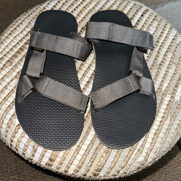 Teva Other - NEW Mens TEVA UNIVERSAL SLIDE Grey US Size 9 WATER STRAP SANDALS